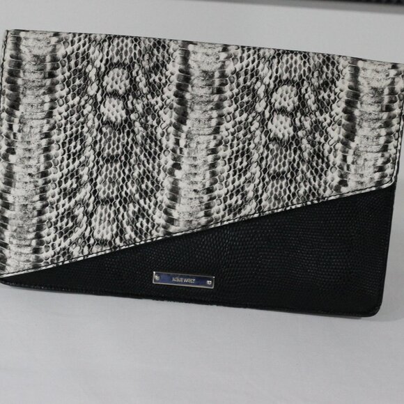 Nine West under the arm purse looks like snake skin face on black back - Picture 1 of 5